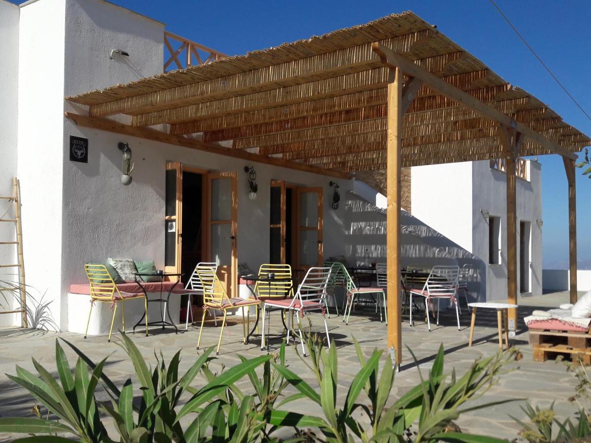 Under The Palm Tree Studios Áno Meriá Eksteriør billede